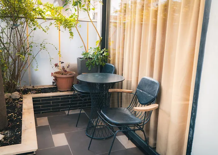 アパート Elite Flats 1